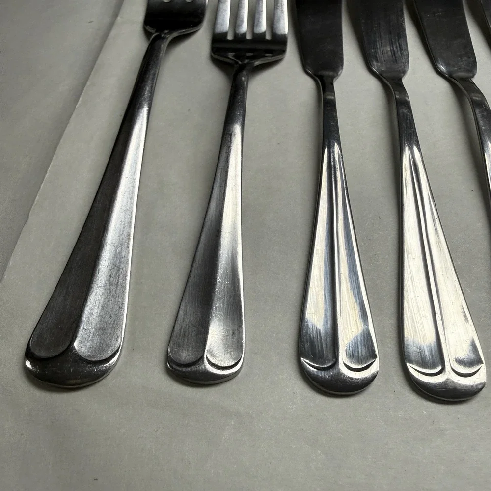 11 International Simplicity Center Ridge Stainless Butter Knives Forks Spoon